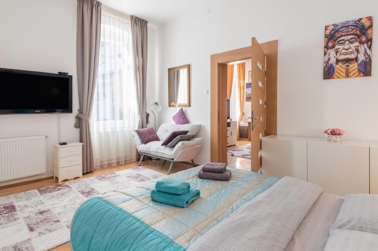 Appartement Brasov Centrul Vechi - 67Sqm - 2Min To Counsel Square Extérieur photo