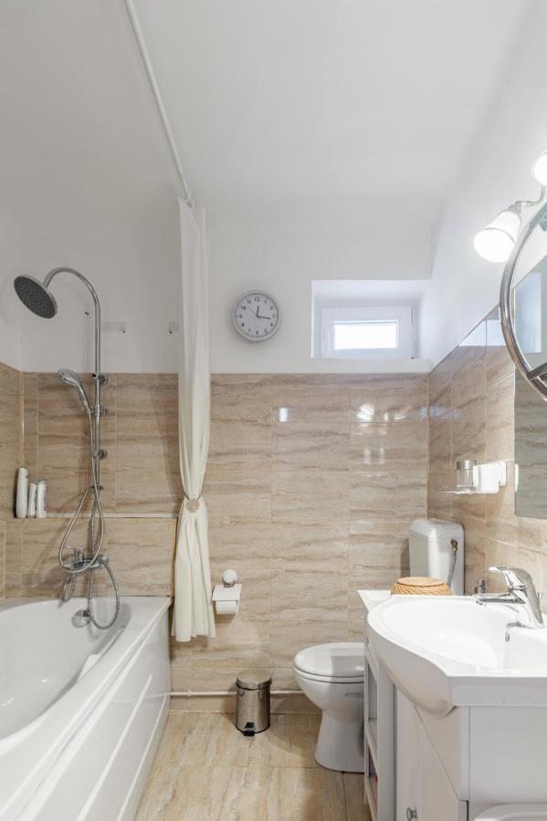 Appartement Brasov Centrul Vechi - 67Sqm - 2Min To Counsel Square Extérieur photo