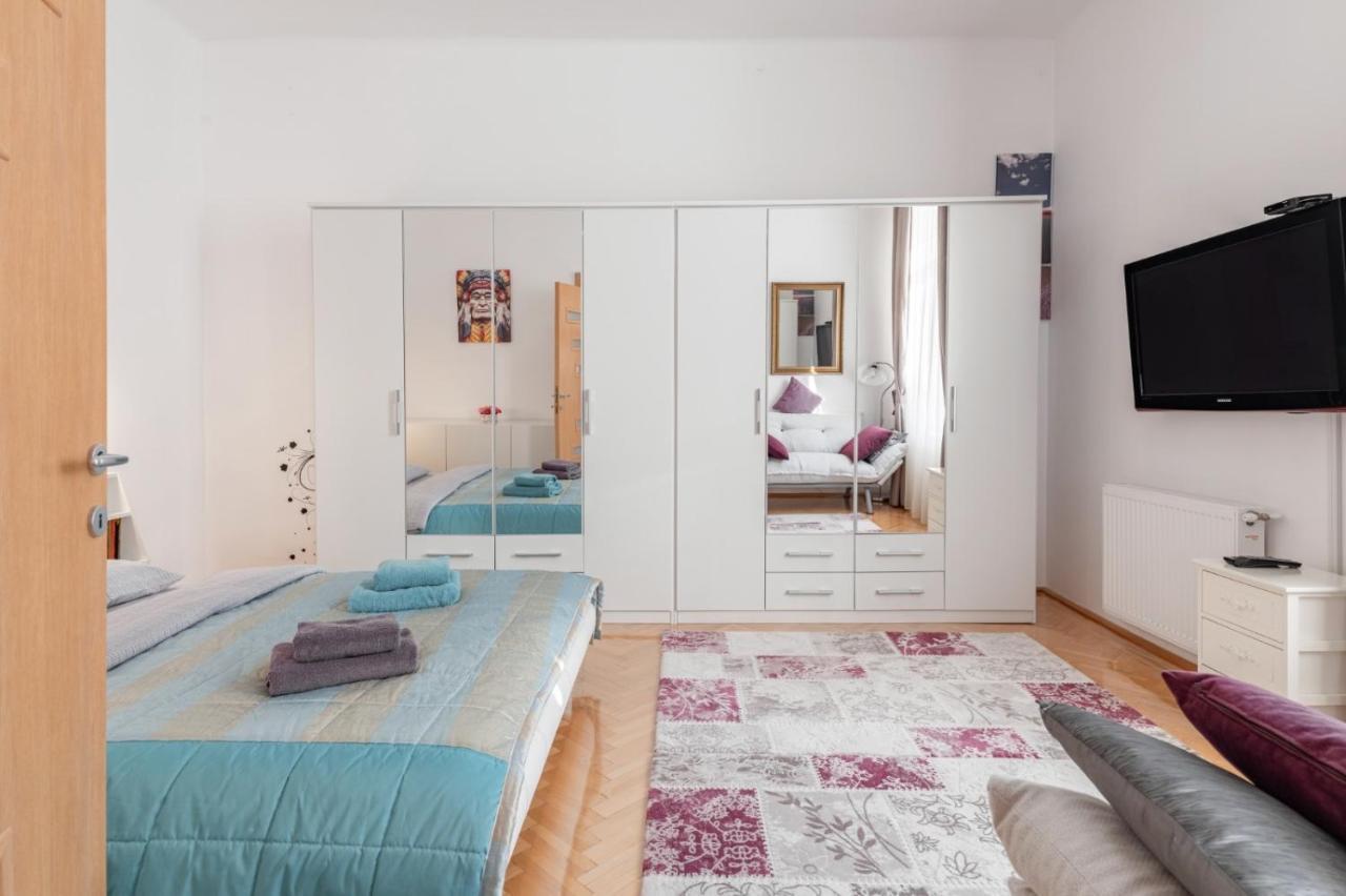 Appartement Brasov Centrul Vechi - 67Sqm - 2Min To Counsel Square Extérieur photo
