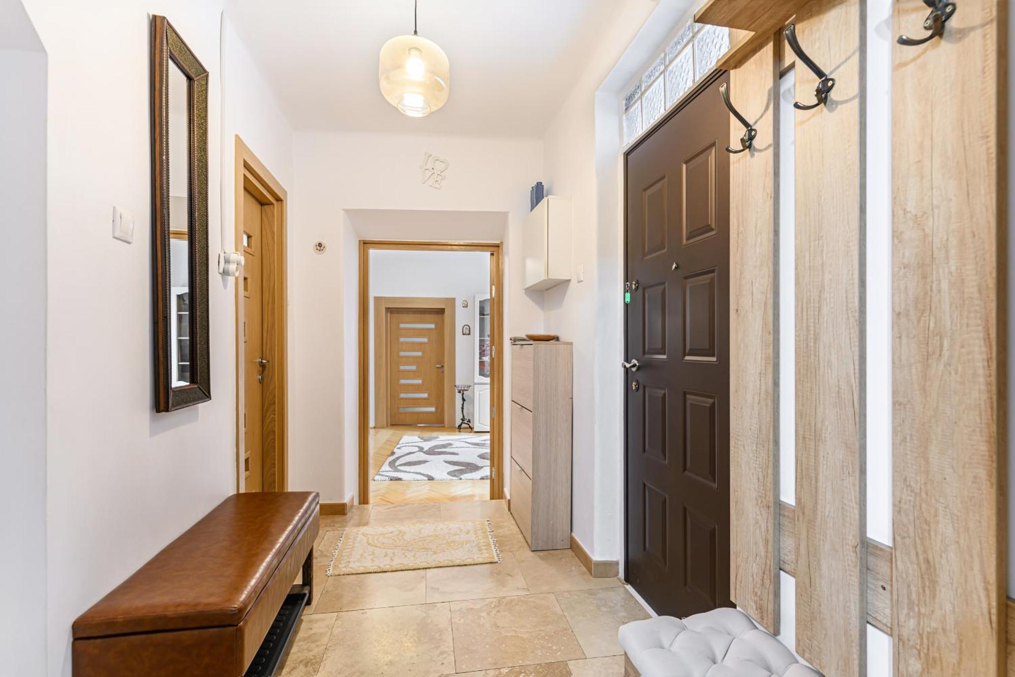 Appartement Brasov Centrul Vechi - 67Sqm - 2Min To Counsel Square Extérieur photo