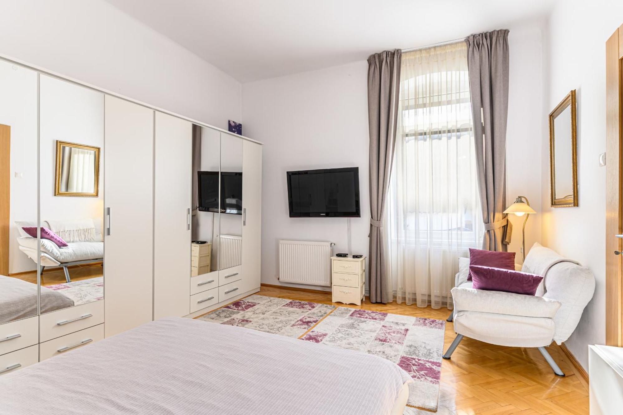 Appartement Brasov Centrul Vechi - 67Sqm - 2Min To Counsel Square Extérieur photo