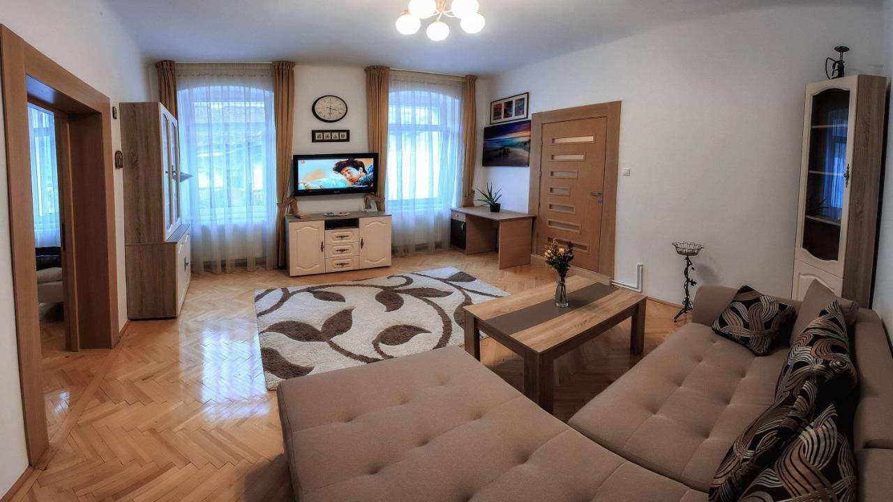 Appartement Brasov Centrul Vechi - 67Sqm - 2Min To Counsel Square Extérieur photo