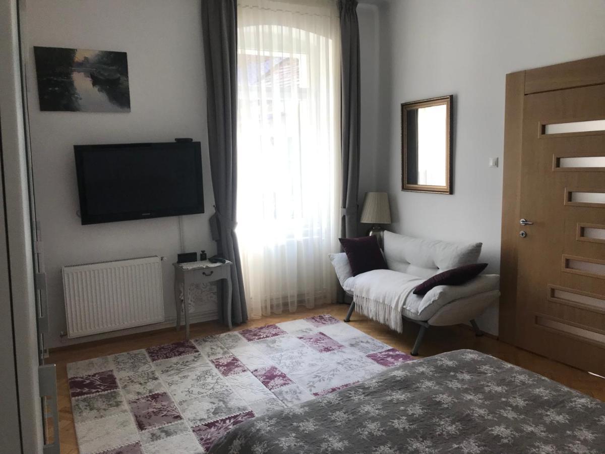 Appartement Brasov Centrul Vechi - 67Sqm - 2Min To Counsel Square Extérieur photo